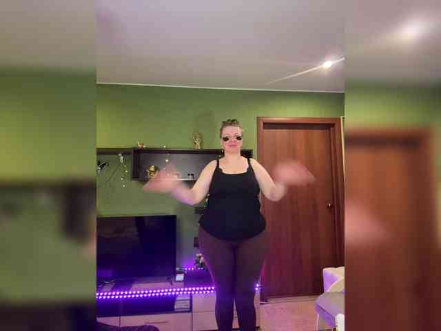 Veronika_Gold webcam