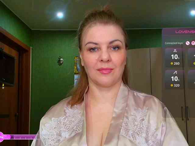 Veronika_Gold webcam