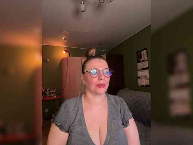 Veronika_Gold webcam
