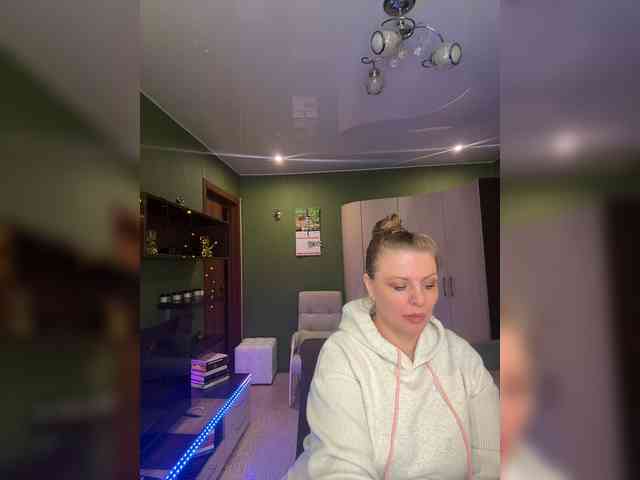 Veronika_Gold webcam
