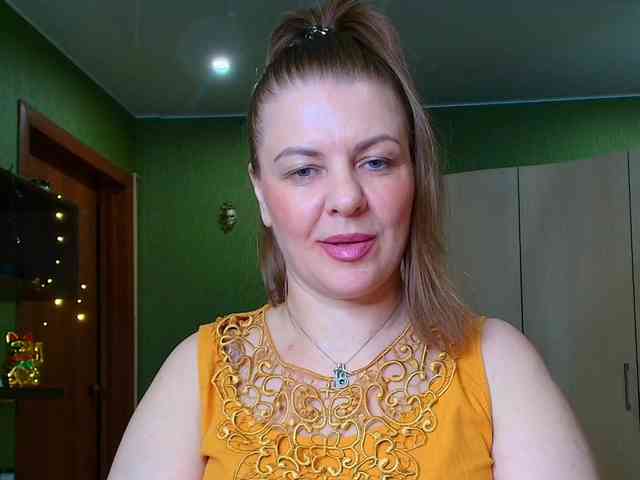 Veronika_Gold webcam