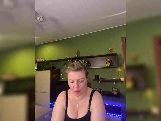 Veronika_Gold webcam