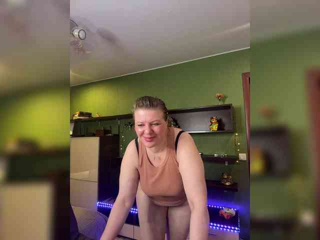 Veronika_Gold webcam