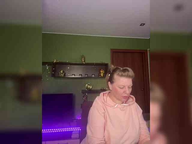 Veronika_Gold webcam