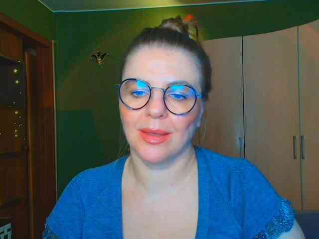 Veronika_Gold webcam