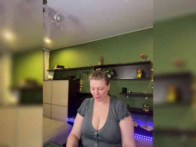 Veronika_Gold webcam