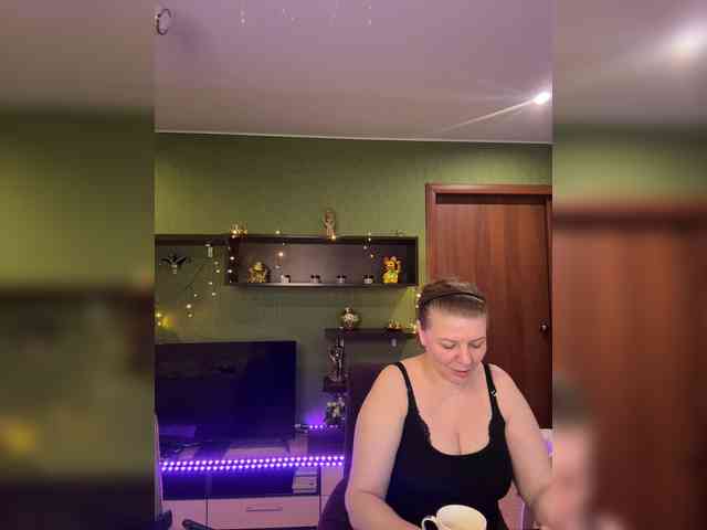 Veronika_Gold webcam