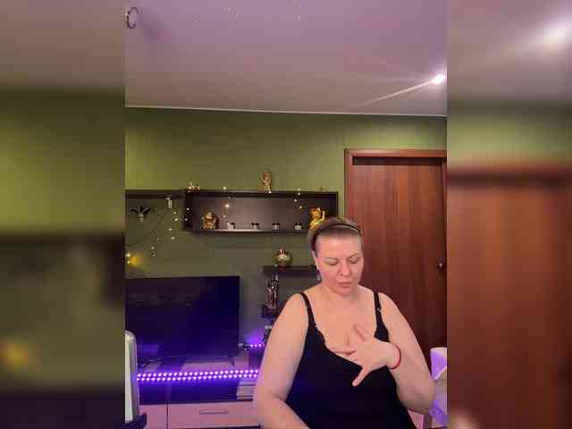 Veronika_Gold webcam