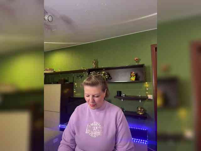 Veronika_Gold webcam