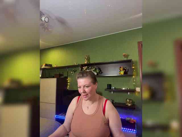 Veronika_Gold webcam