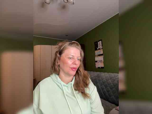 Veronika_Gold webcam