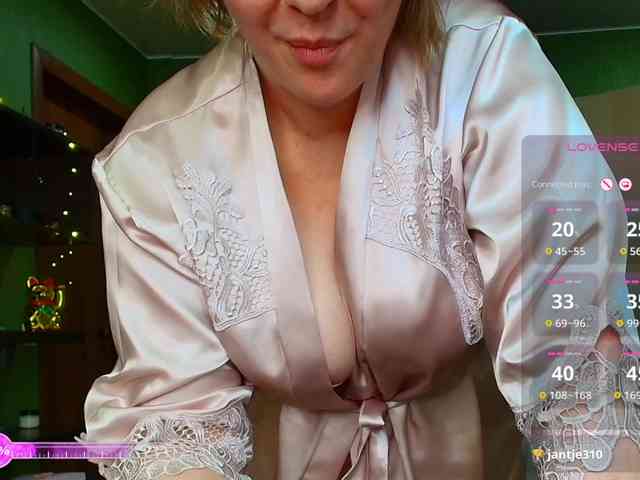 Veronika_Gold webcam