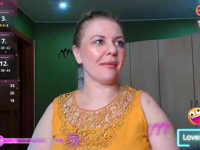 Veronika_Gold webcam