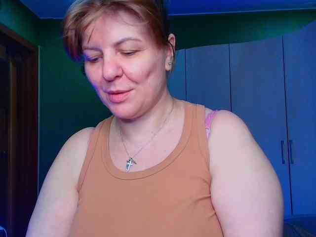 Veronika_Gold webcam