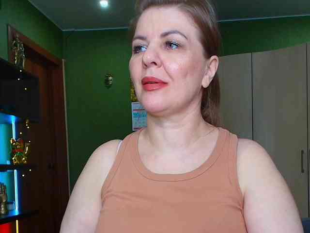 Veronika_Gold webcam