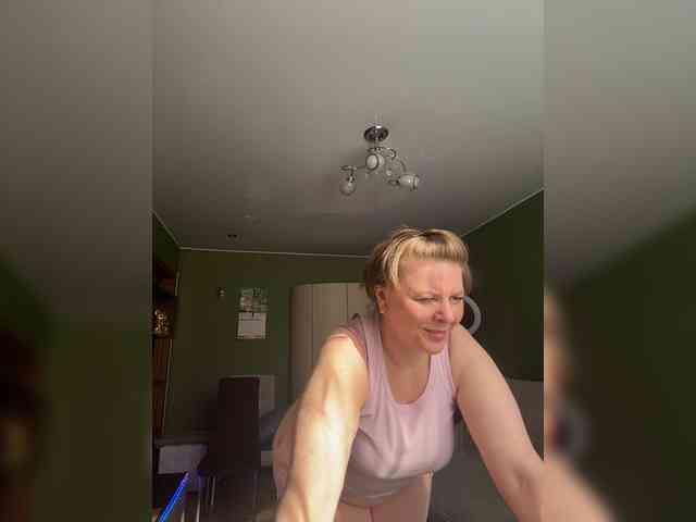 Veronika_Gold webcam