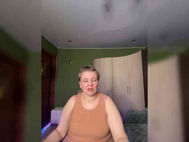 Veronika_Gold webcam