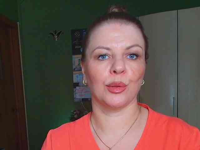 Veronika_Gold webcam