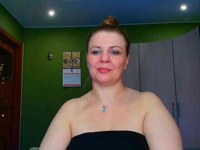 Veronika_Gold webcam