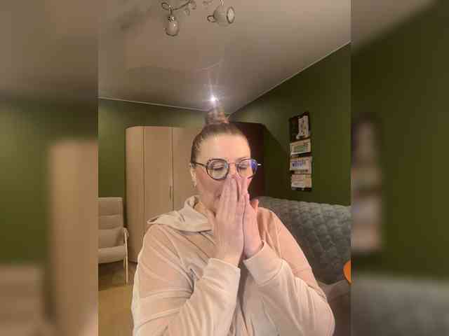 Veronika_Gold webcam