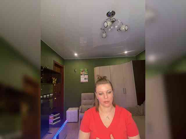 Veronika_Gold webcam