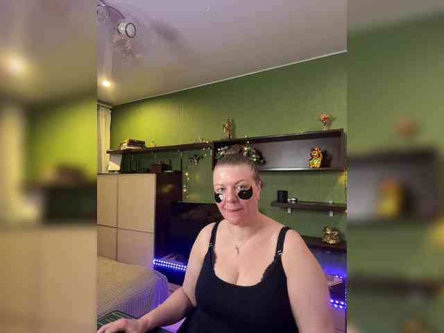 Veronika_Gold webcam