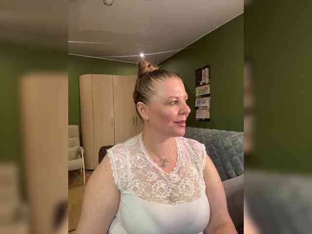 Veronika_Gold webcam