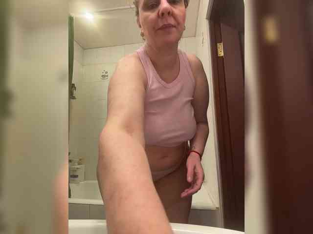 Veronika_Gold webcam