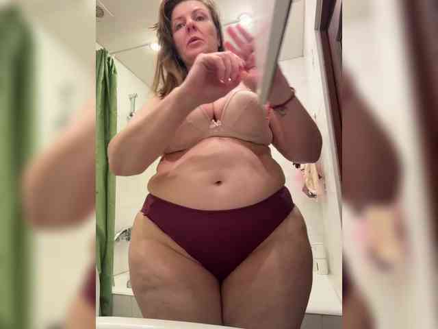 Taly1974 Sex Cam Show