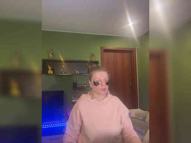 Veronika_Gold webcam
