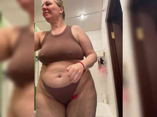 Veronika_Gold webcam