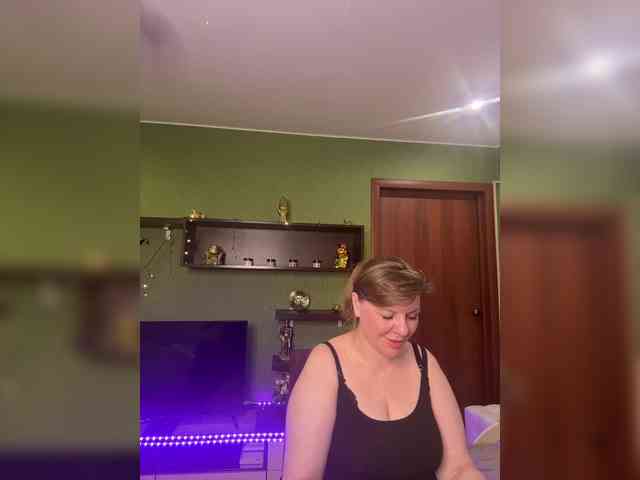 Veronika_Gold webcam