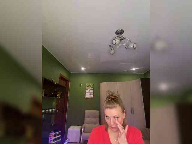 Veronika_Gold webcam