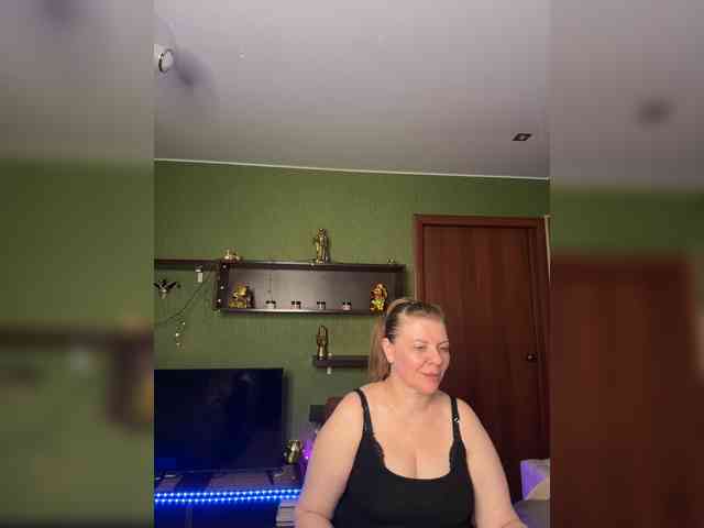 Veronika_Gold webcam