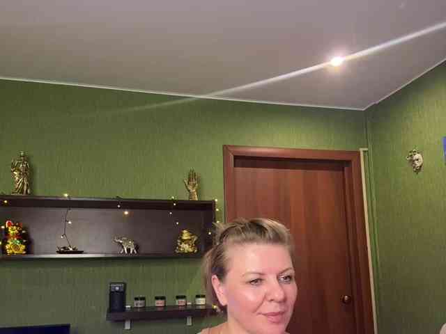 Veronika_Gold webcam