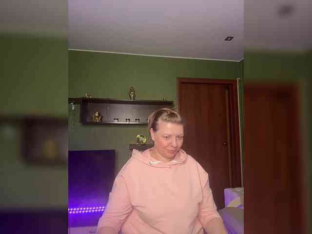 Veronika_Gold webcam