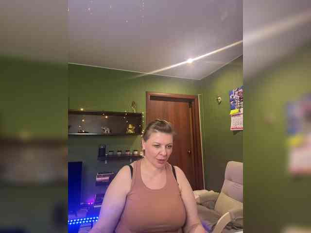 Veronika_Gold webcam