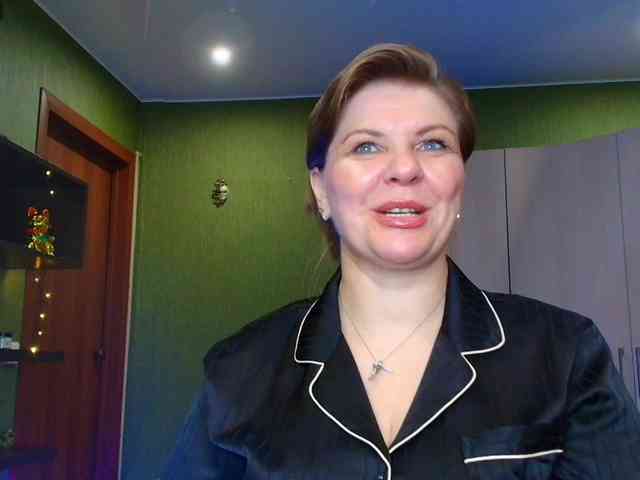 Veronika_Gold webcam