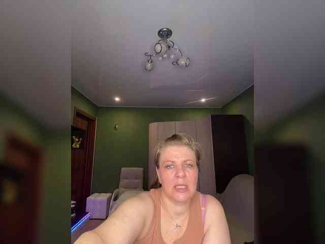 Veronika_Gold webcam
