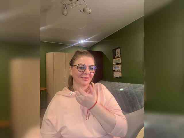 Veronika_Gold webcam
