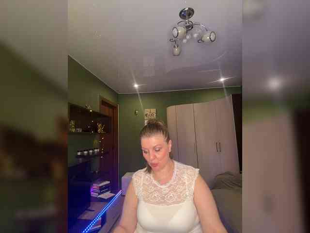 Veronika_Gold webcam