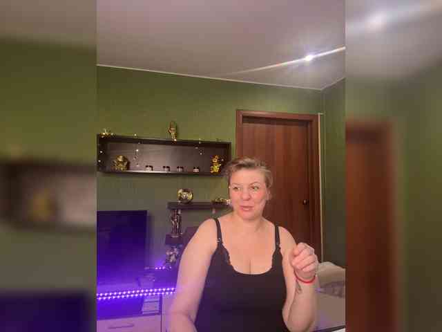 Veronika_Gold webcam