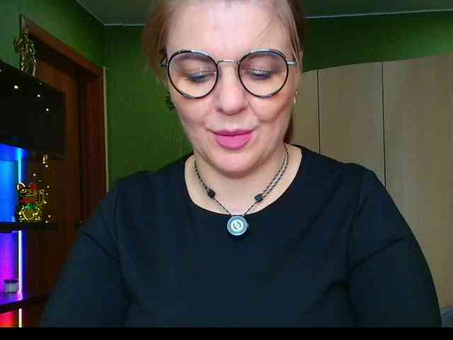 Veronika_Gold webcam