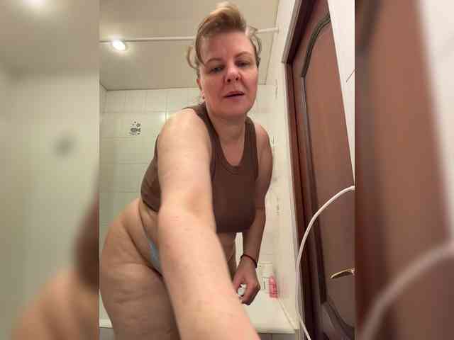 Veronika_Gold webcam