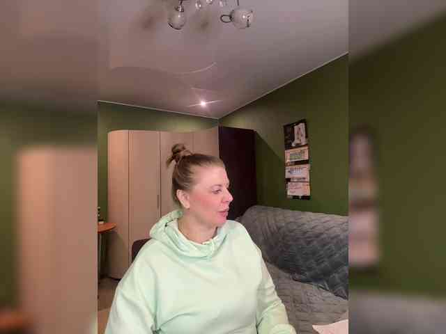 Veronika_Gold webcam