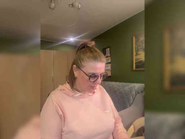 Veronika_Gold webcam