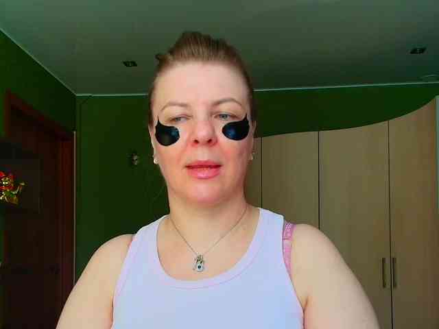Veronika_Gold webcam