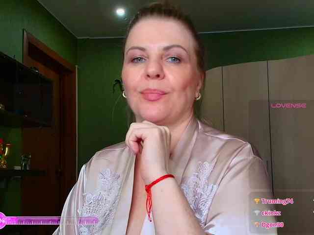Veronika_Gold webcam