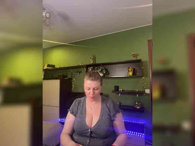 Veronika_Gold webcam