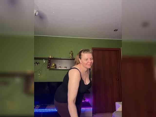 Veronika_Gold webcam